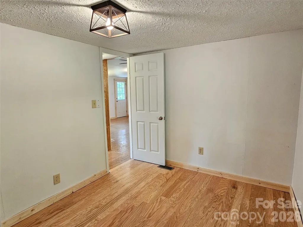 516 John Swofford Road Nebo NC 28761