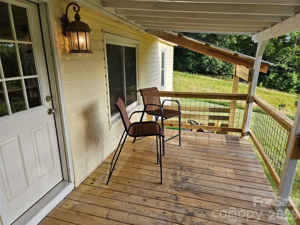 516 John Swofford Road Nebo NC 28761