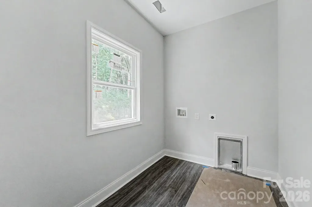 60 Charlotte Street Franklin NC 28734