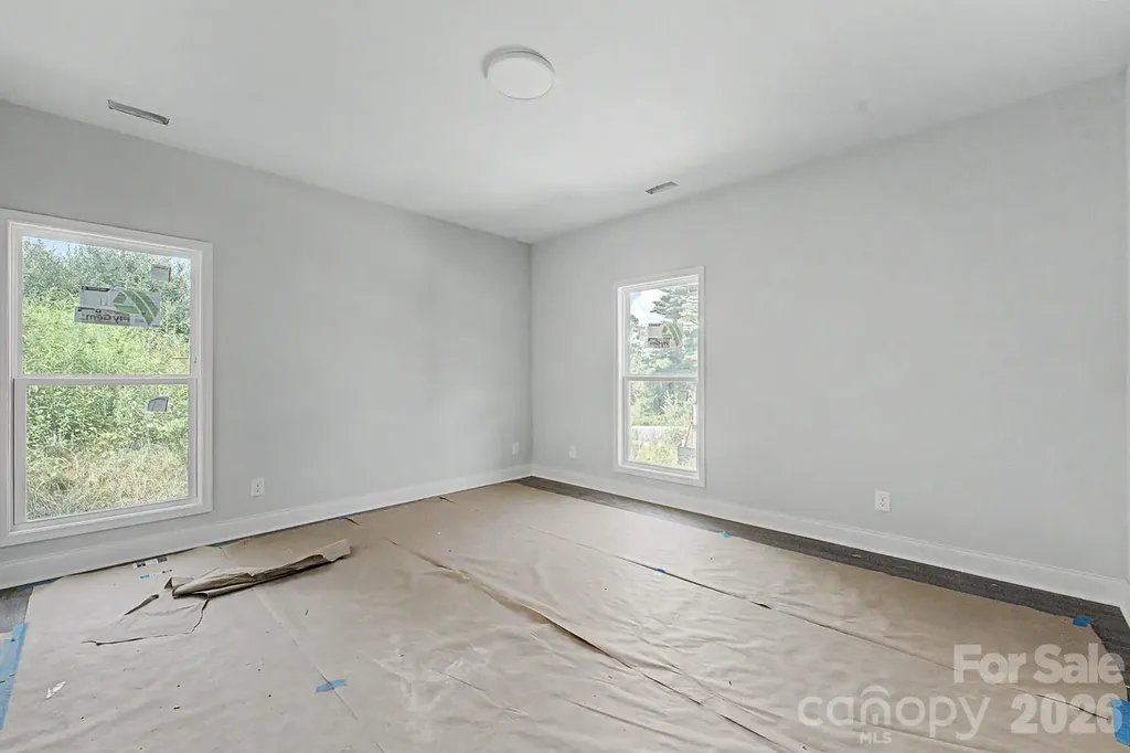 60 Charlotte Street Franklin NC 28734