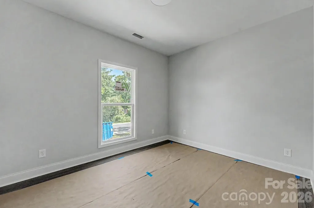 60 Charlotte Street Franklin NC 28734