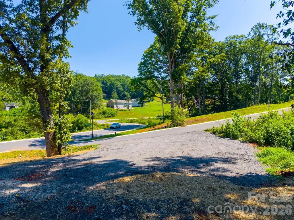 60 Charlotte Street Franklin NC 28734