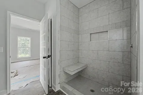 60 Charlotte Street Franklin NC 28734