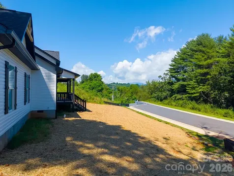 60 Charlotte Street Franklin NC 28734