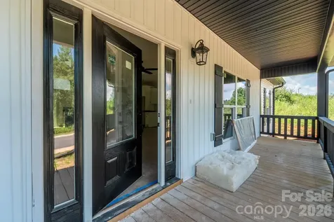 60 Charlotte Street Franklin NC 28734