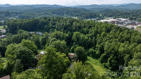 422 Arlington Circle NW Lenoir NC 28645