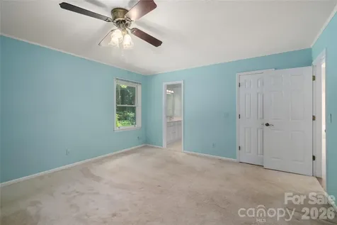 15 Carriage Court Hendersonville NC 28791