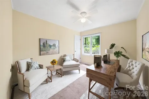 15 Carriage Court Hendersonville NC 28791