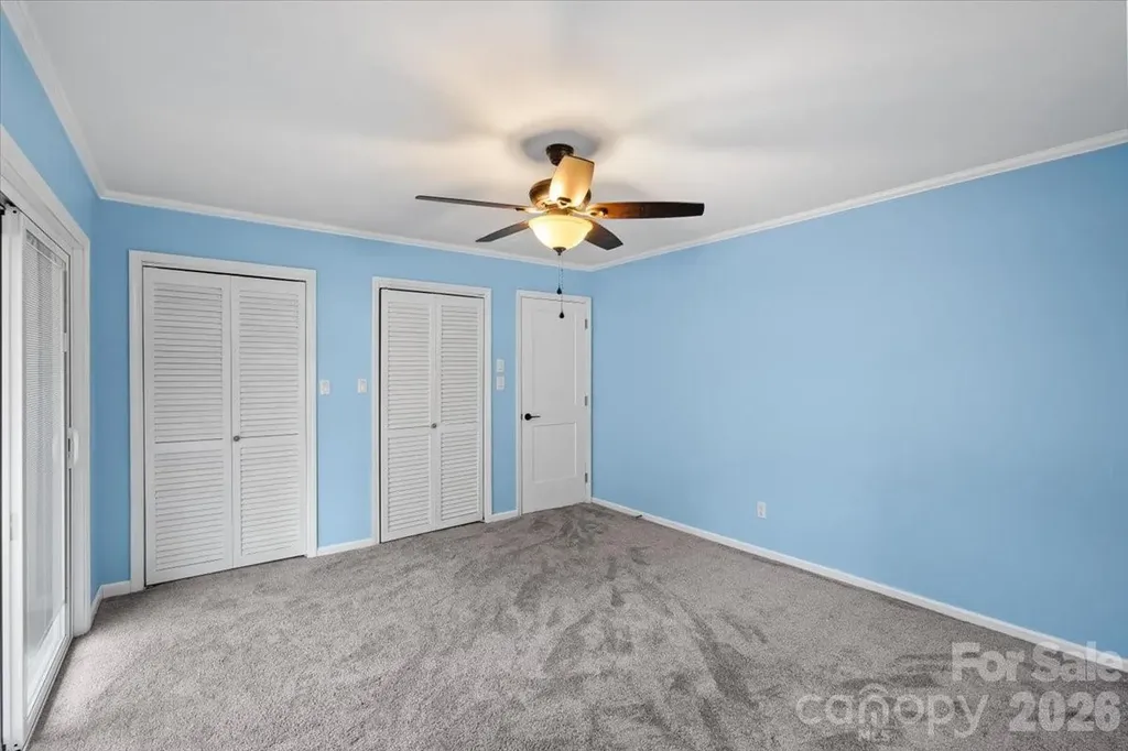4024 Wandering Lane NE Hickory NC 28601