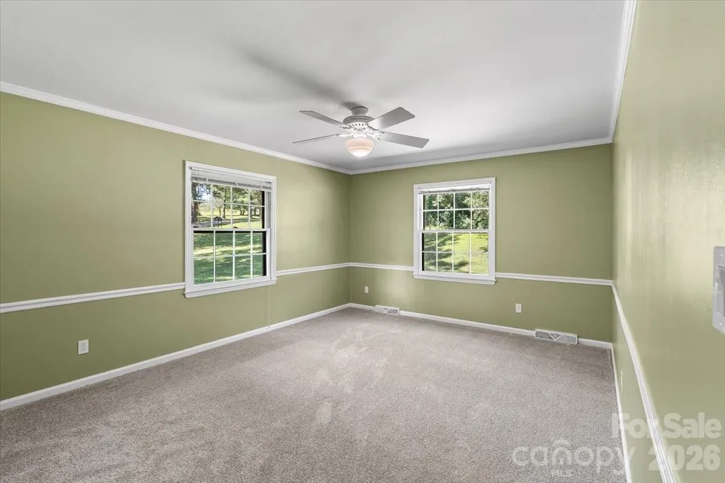 4024 Wandering Lane NE Hickory NC 28601