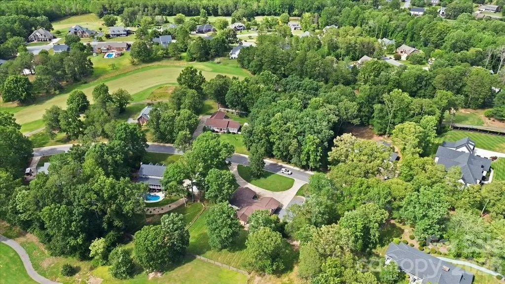 4024 Wandering Lane NE Hickory NC 28601