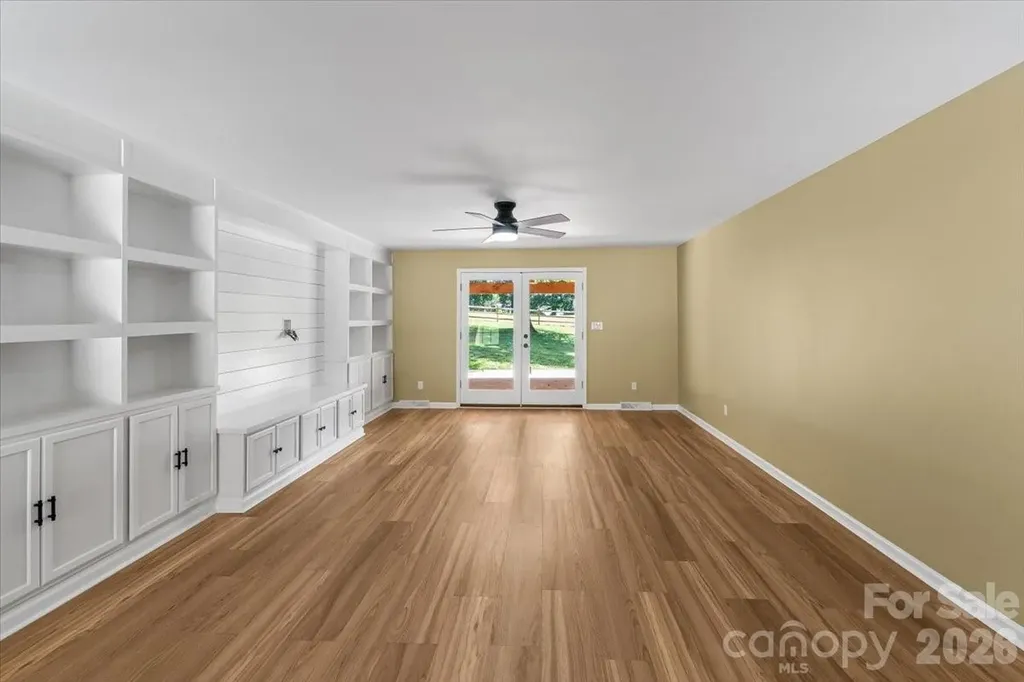 4024 Wandering Lane NE Hickory NC 28601