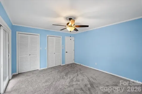 4024 Wandering Lane NE Hickory NC 28601