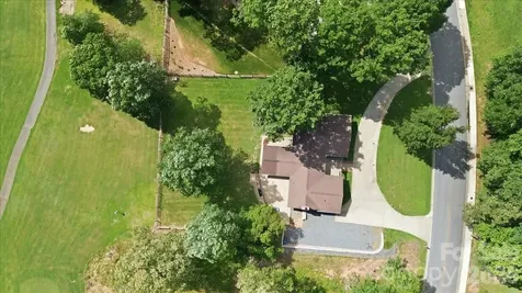 4024 Wandering Lane NE Hickory NC 28601