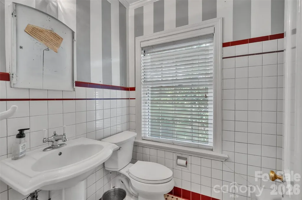333 E Chestnut Street Troy NC 27371