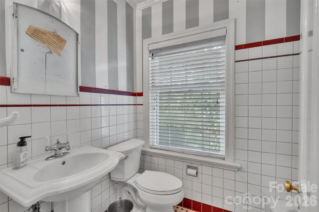 333 E Chestnut Street Troy NC 27371