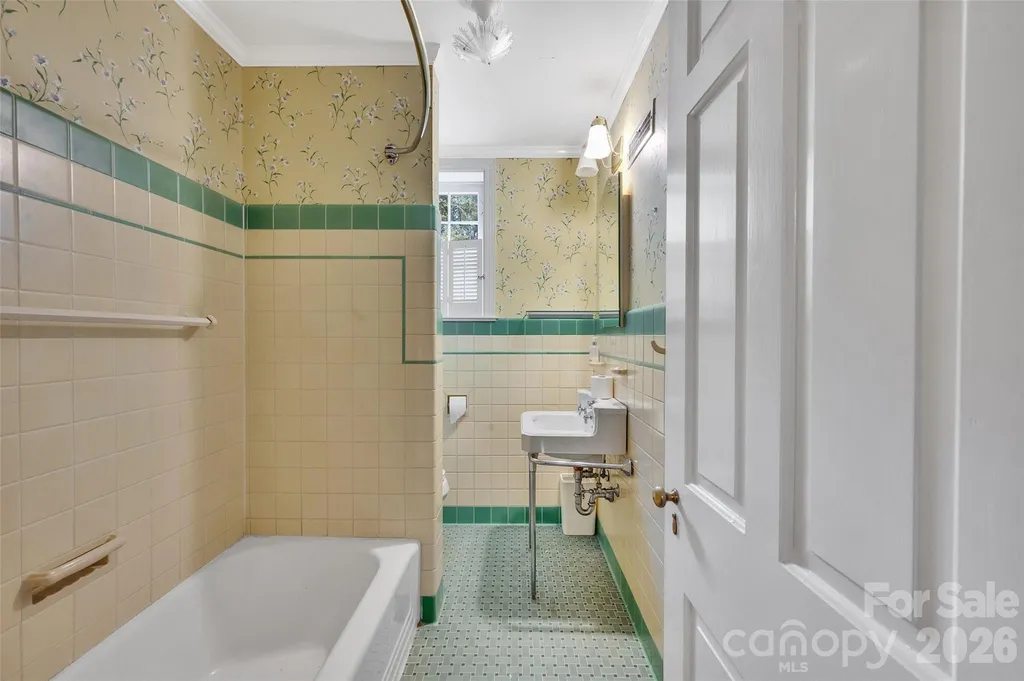333 E Chestnut Street Troy NC 27371