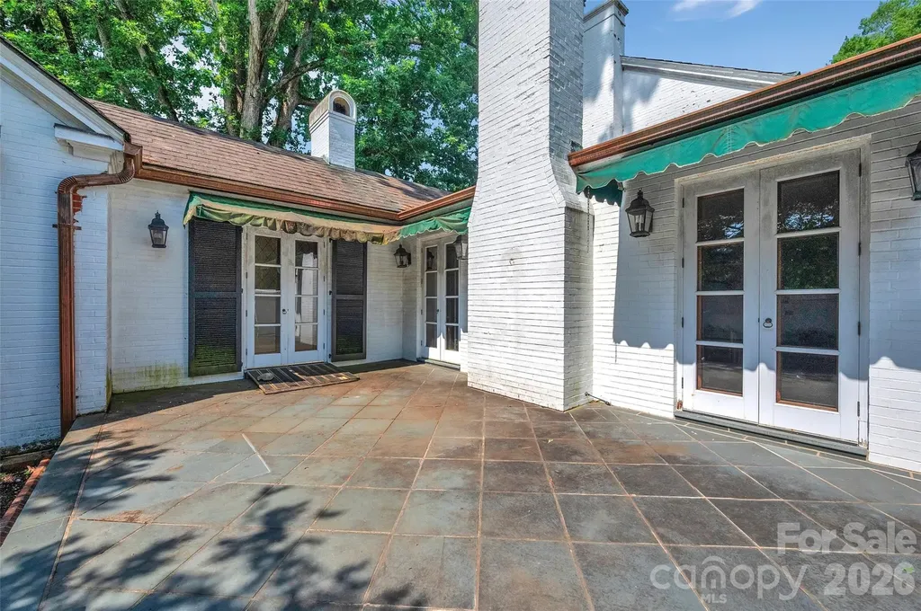 333 E Chestnut Street Troy NC 27371