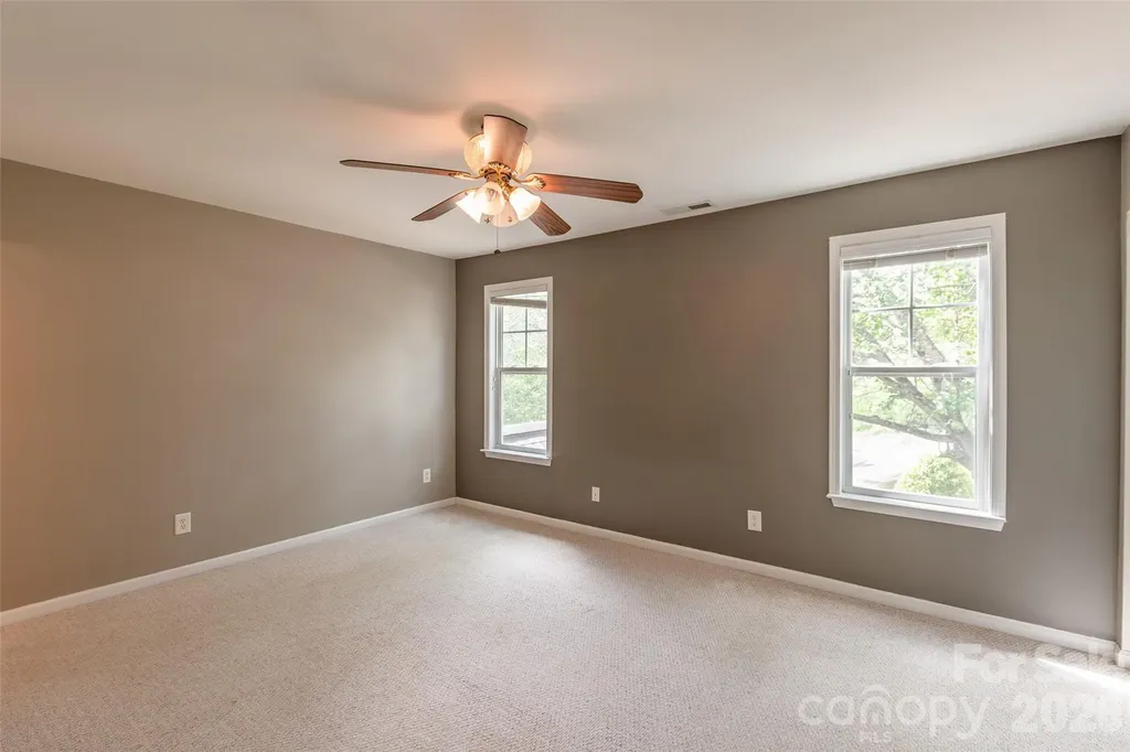 10350 Mcgoogan Lane Charlotte NC 28277
