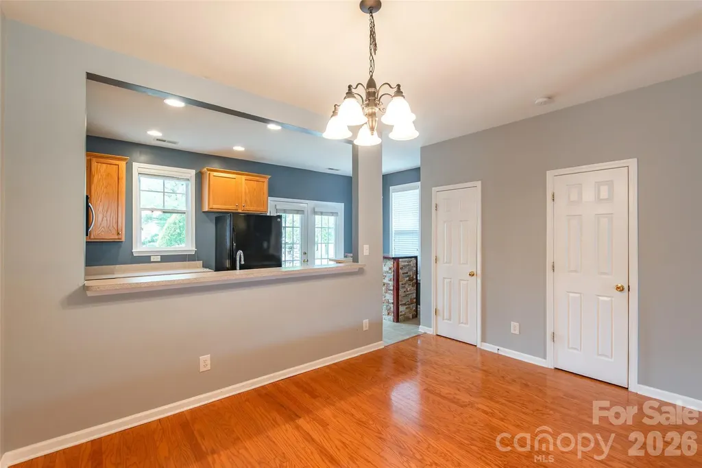10350 Mcgoogan Lane Charlotte NC 28277
