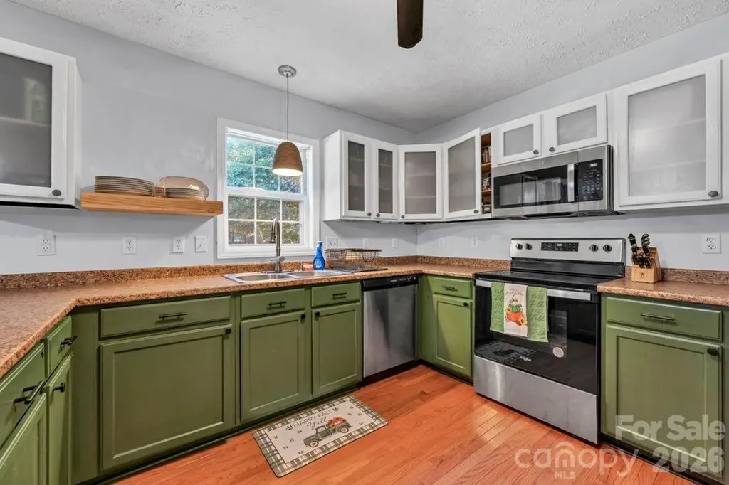 3889 Colt Court Lenoir NC 28645