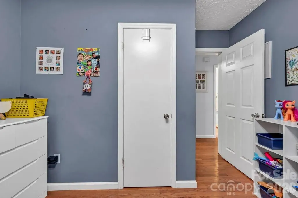 3889 Colt Court Lenoir NC 28645