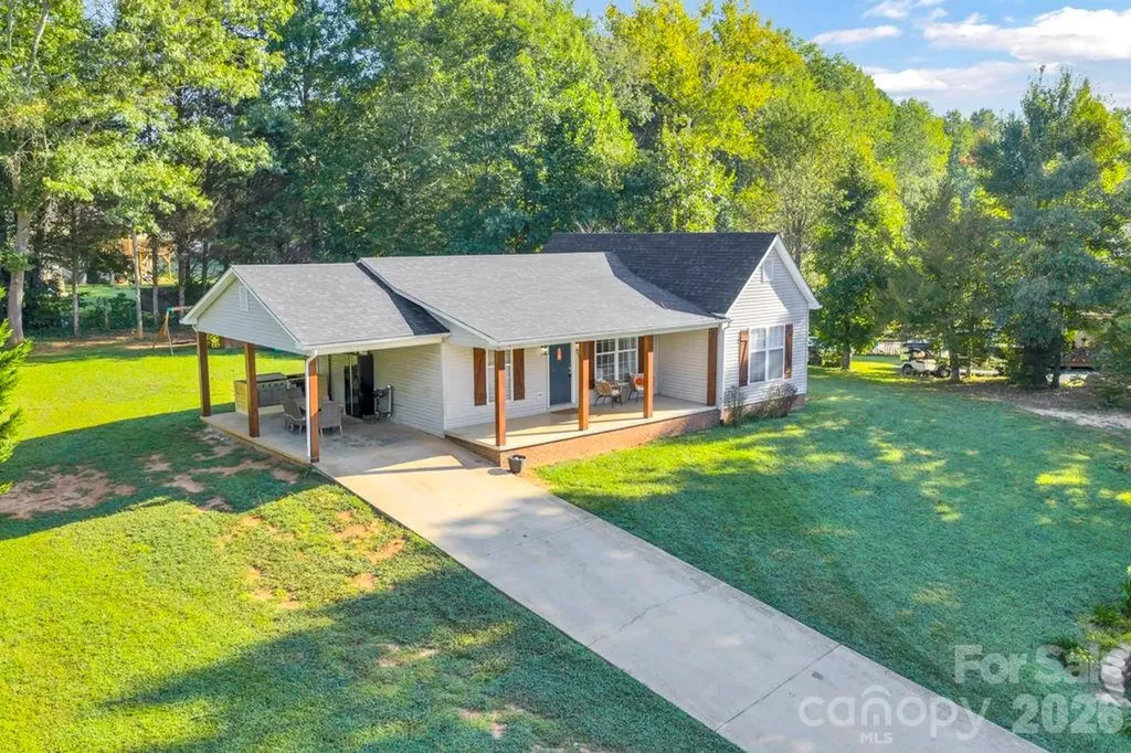 3889 Colt Court Lenoir NC 28645