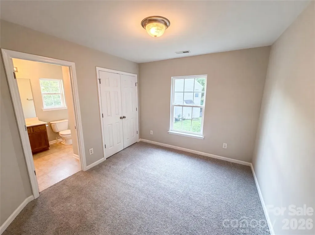 2007 Turtle Point Road Charlotte NC 28262