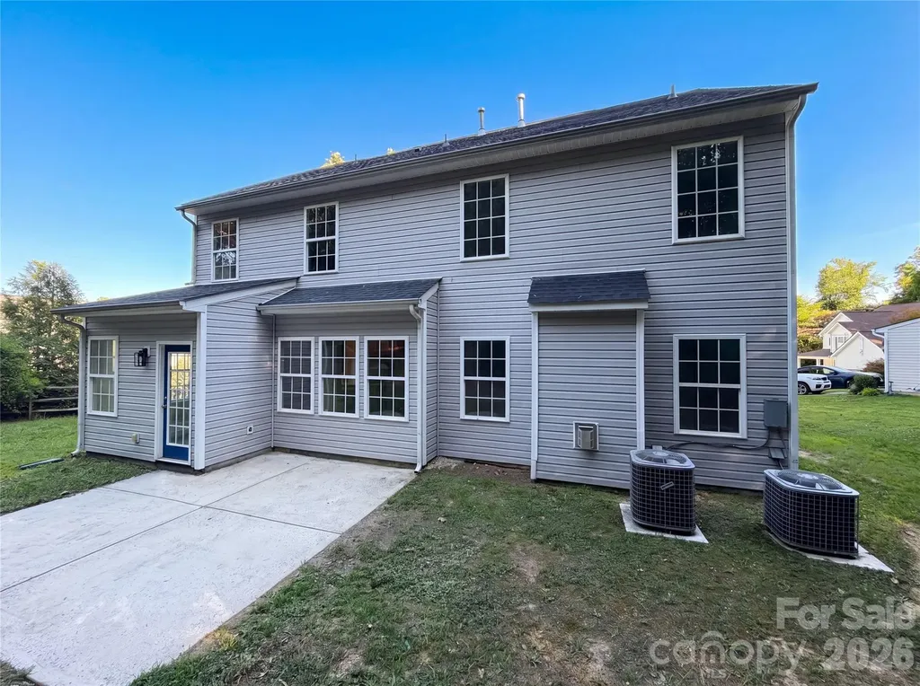 2007 Turtle Point Road Charlotte NC 28262