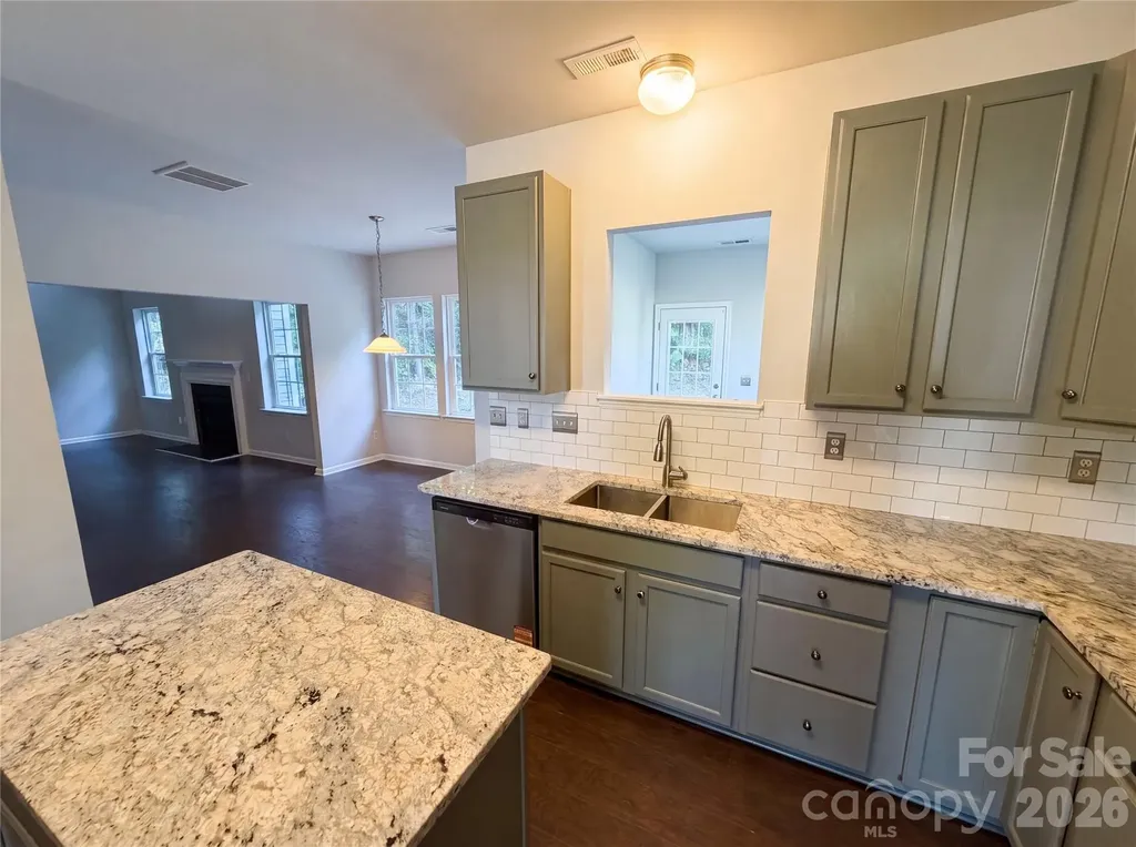 2007 Turtle Point Road Charlotte NC 28262