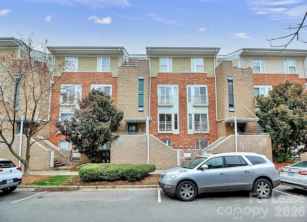 621 Raphael Place Charlotte NC 28205
