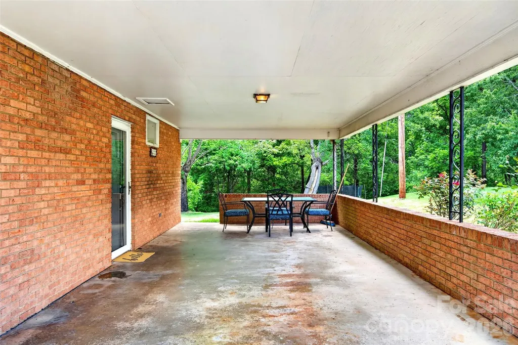 4625 Callaway Drive Valdese NC 28690