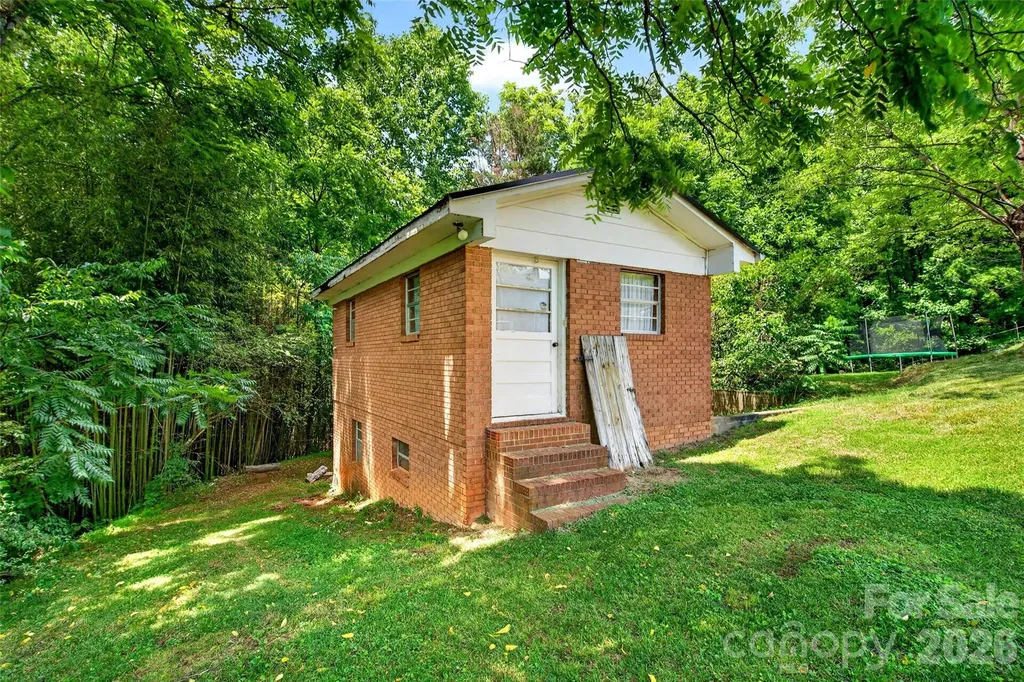 4625 Callaway Drive Valdese NC 28690