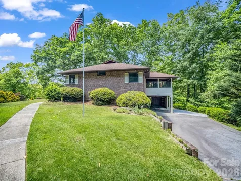 156 Deer Run Hendersonville NC 28739