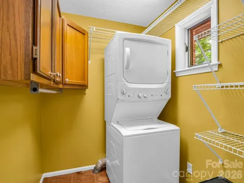 156 Deer Run Hendersonville NC 28739
