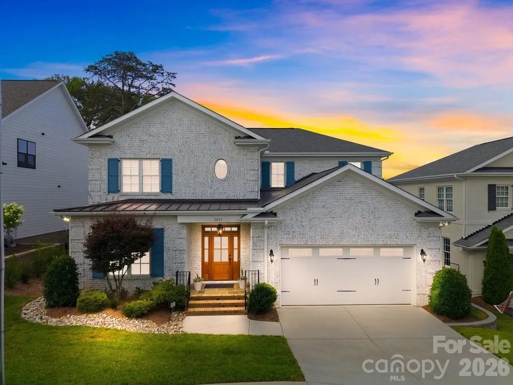 6834 Providence Lane W Charlotte NC 28226