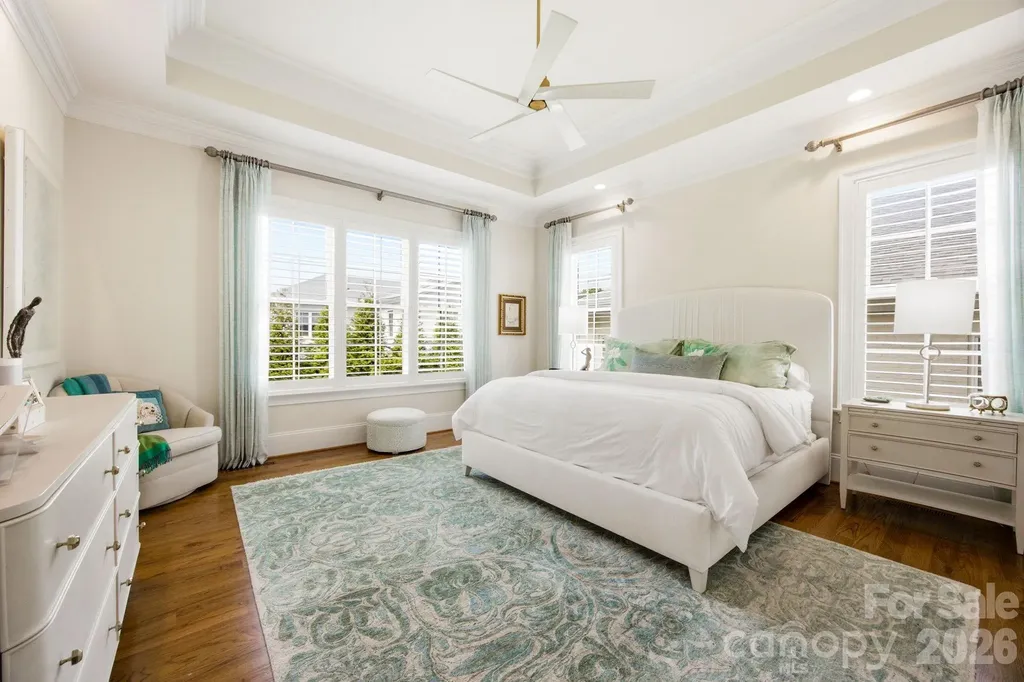 6834 Providence Lane W Charlotte NC 28226