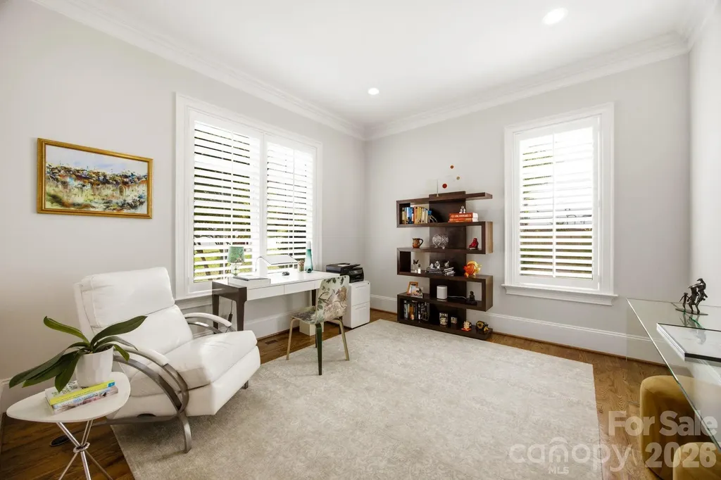 6834 Providence Lane W Charlotte NC 28226