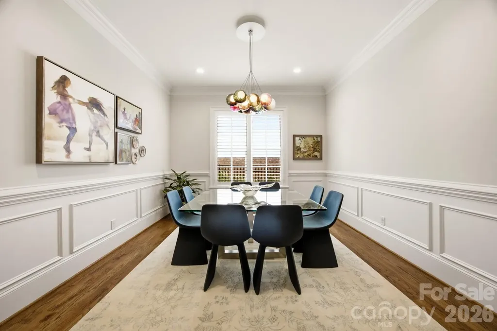6834 Providence Lane W Charlotte NC 28226