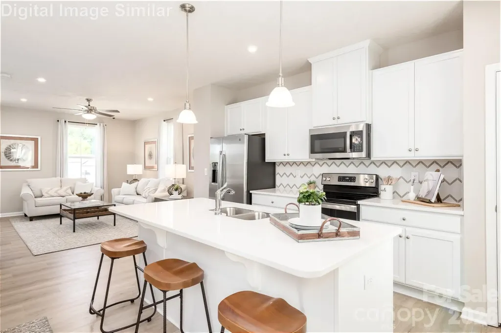7327 Marino Court Charlotte NC 28212