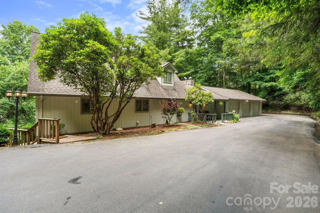640 Knollwood Drive Boone NC 28607