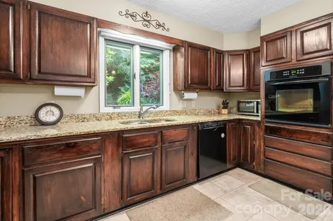 640 Knollwood Drive Boone NC 28607