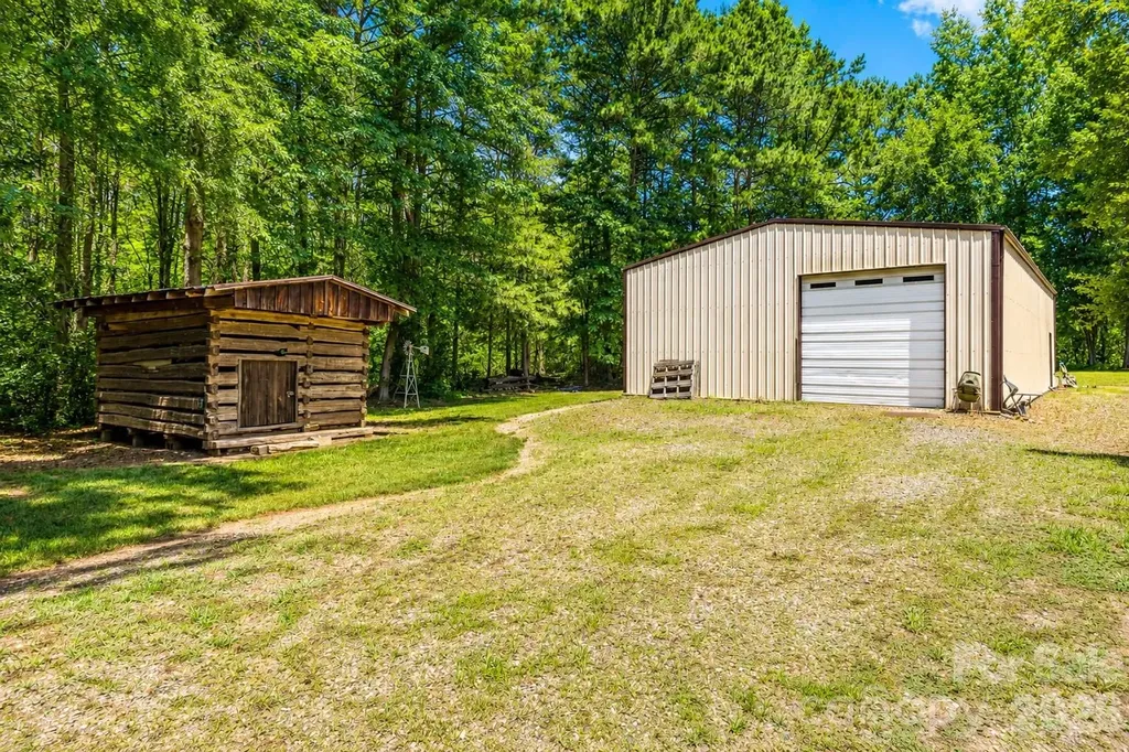 1347 Killian Road Stanley NC 28164