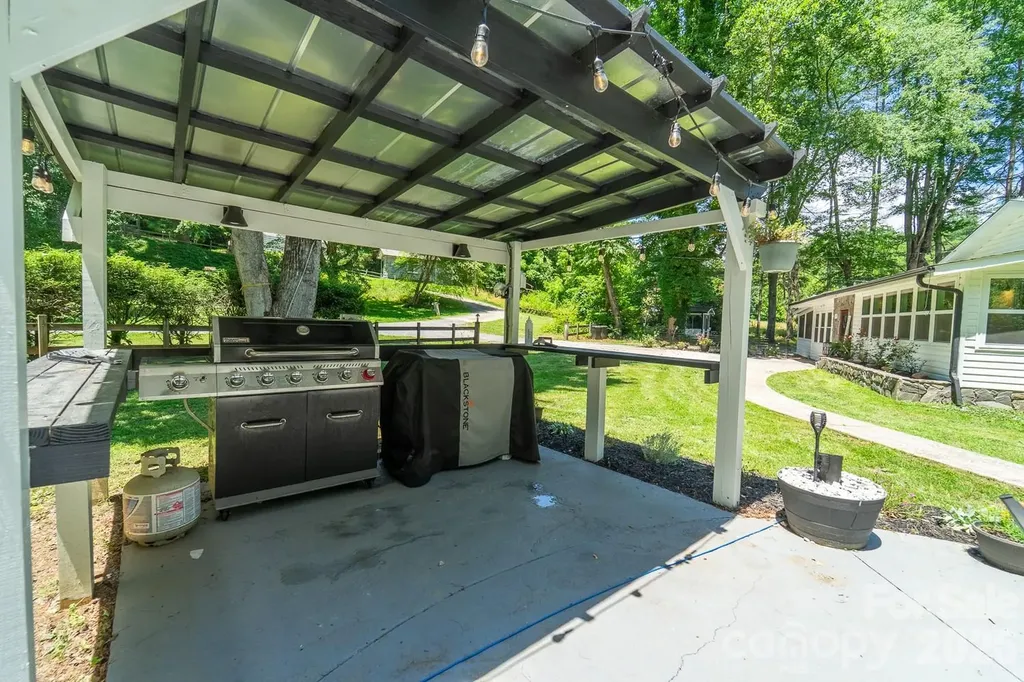 336 Greens Creek Road Sylva NC 28779
