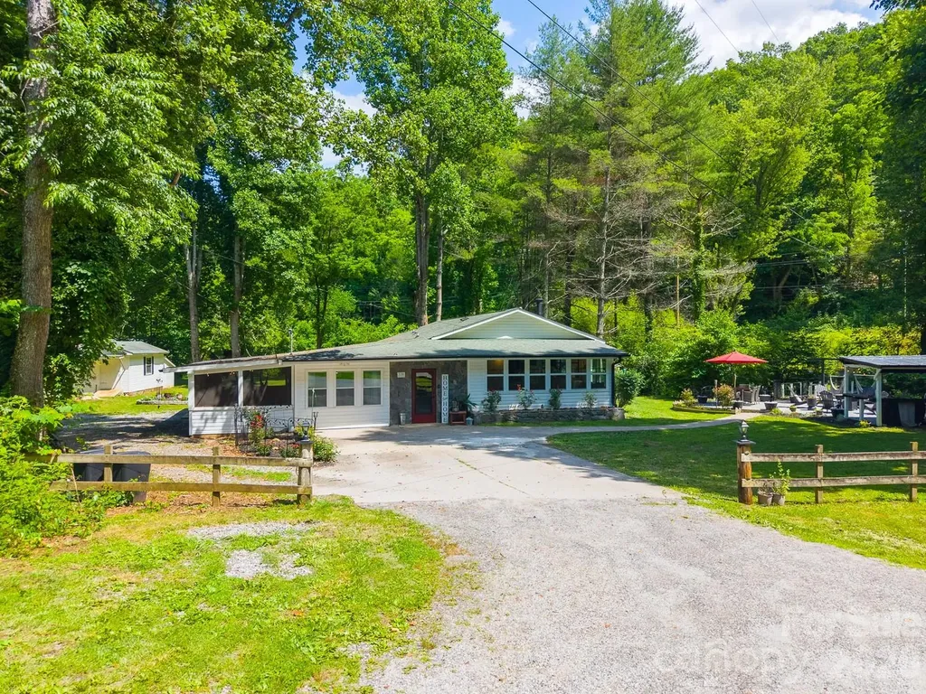 336 Greens Creek Road Sylva NC 28779