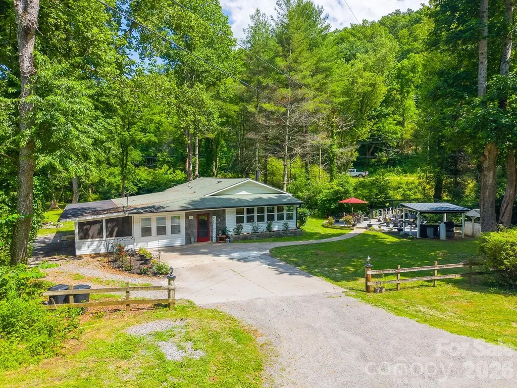 336 Greens Creek Road Sylva NC 28779