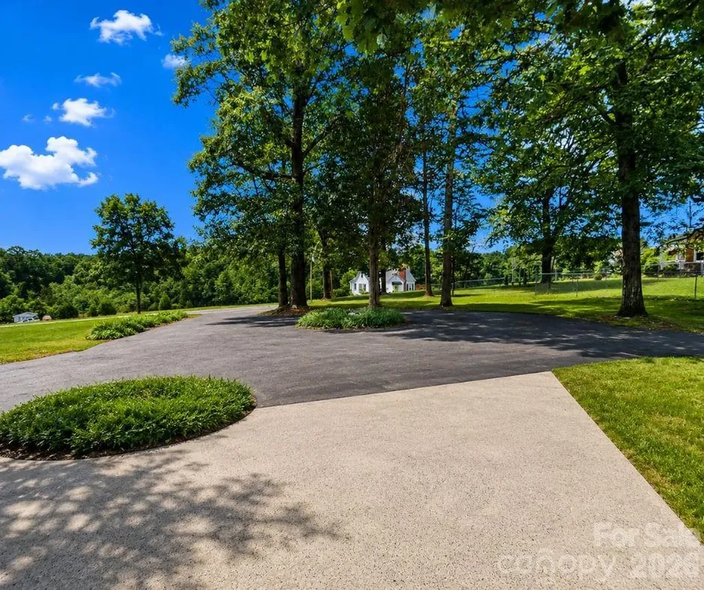 1209 Requa Road Cherryville NC 28021