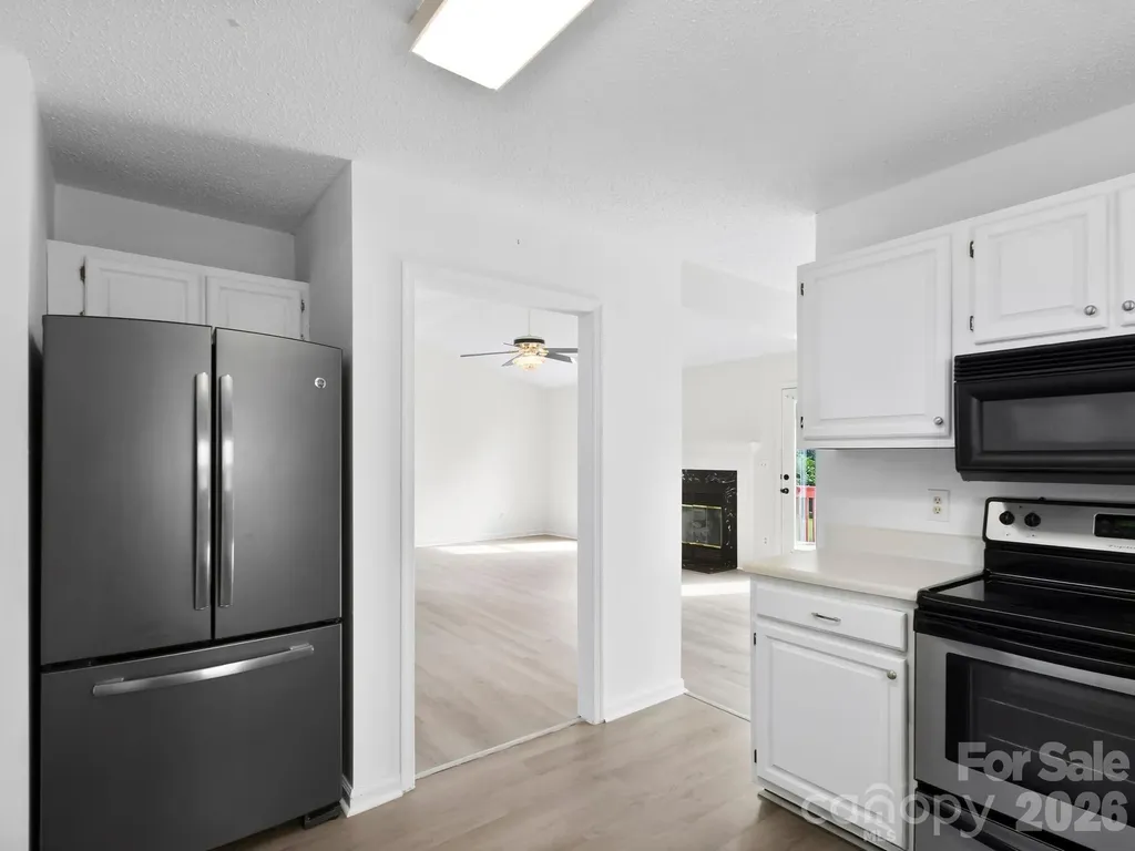1 Strathmore Drive Arden NC 28704