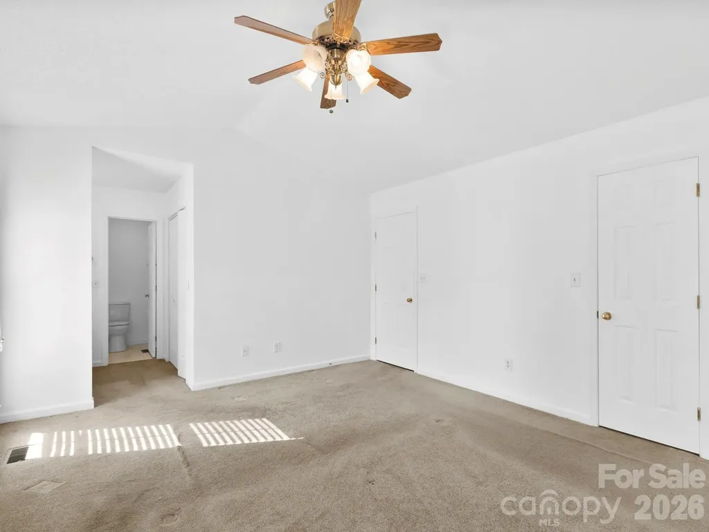1 Strathmore Drive Arden NC 28704