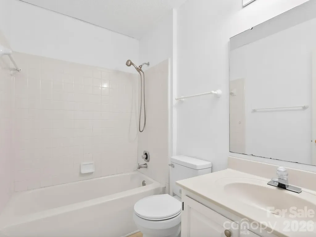 1 Strathmore Drive Arden NC 28704